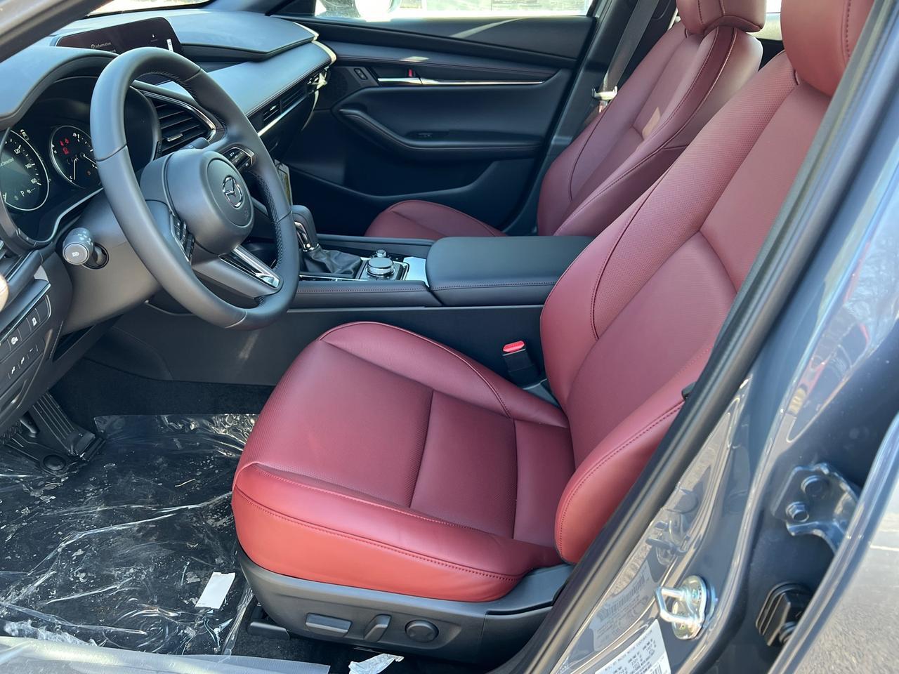 2025 MAZDA Mazda3 2.5 S Carbon Edition Hagerstown MD