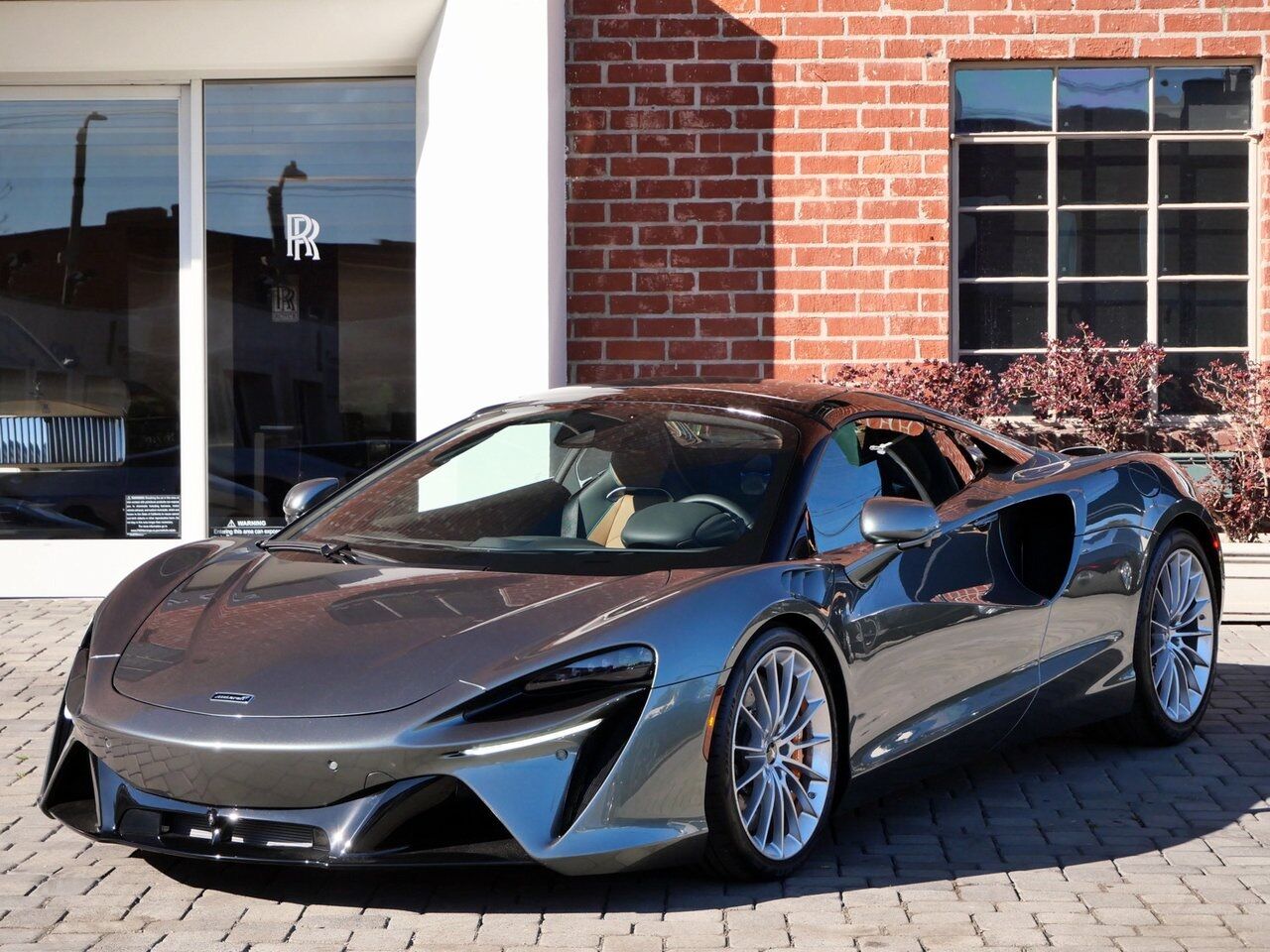 2025 McLaren Artura TechLux Lawrence KS