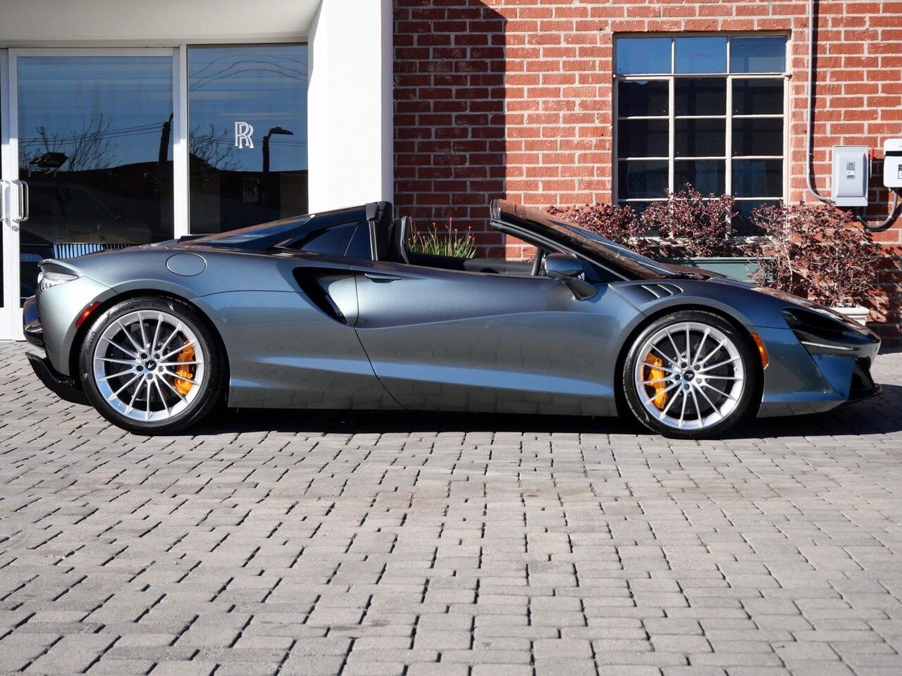 2025 McLaren Artura TechLux