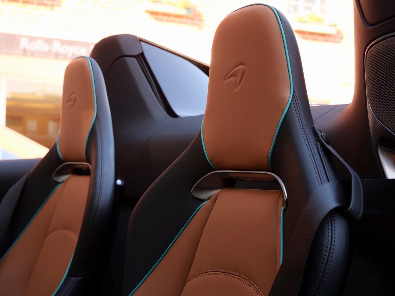 2025 McLaren Artura TechLux Lawrence KS