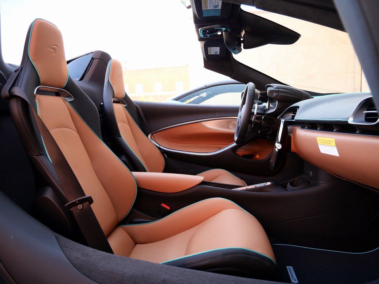 2025 McLaren Artura TechLux Lawrence KS