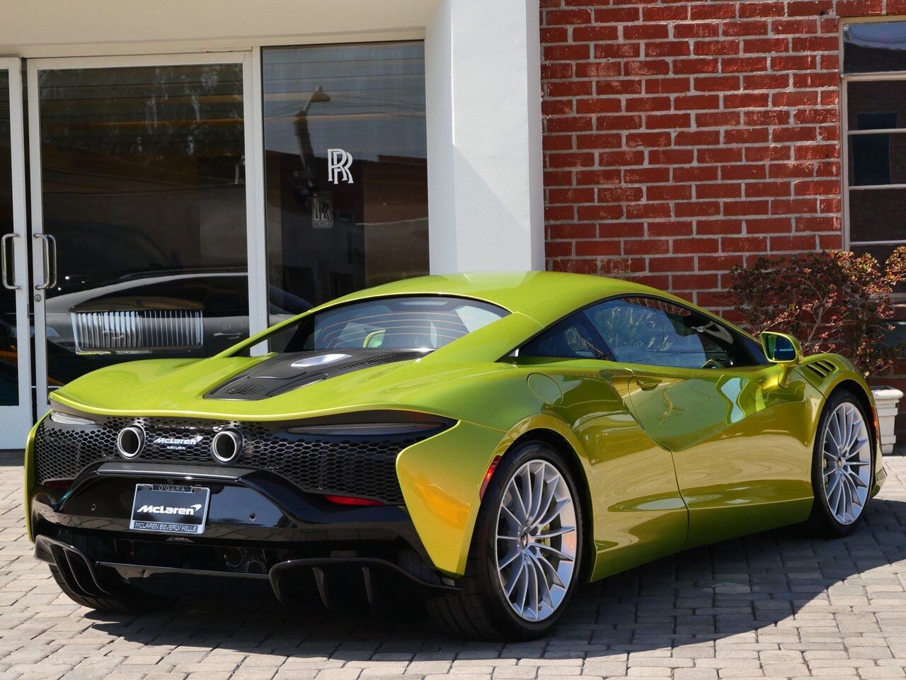 2025 McLaren Artura Vision Lawrence KS
