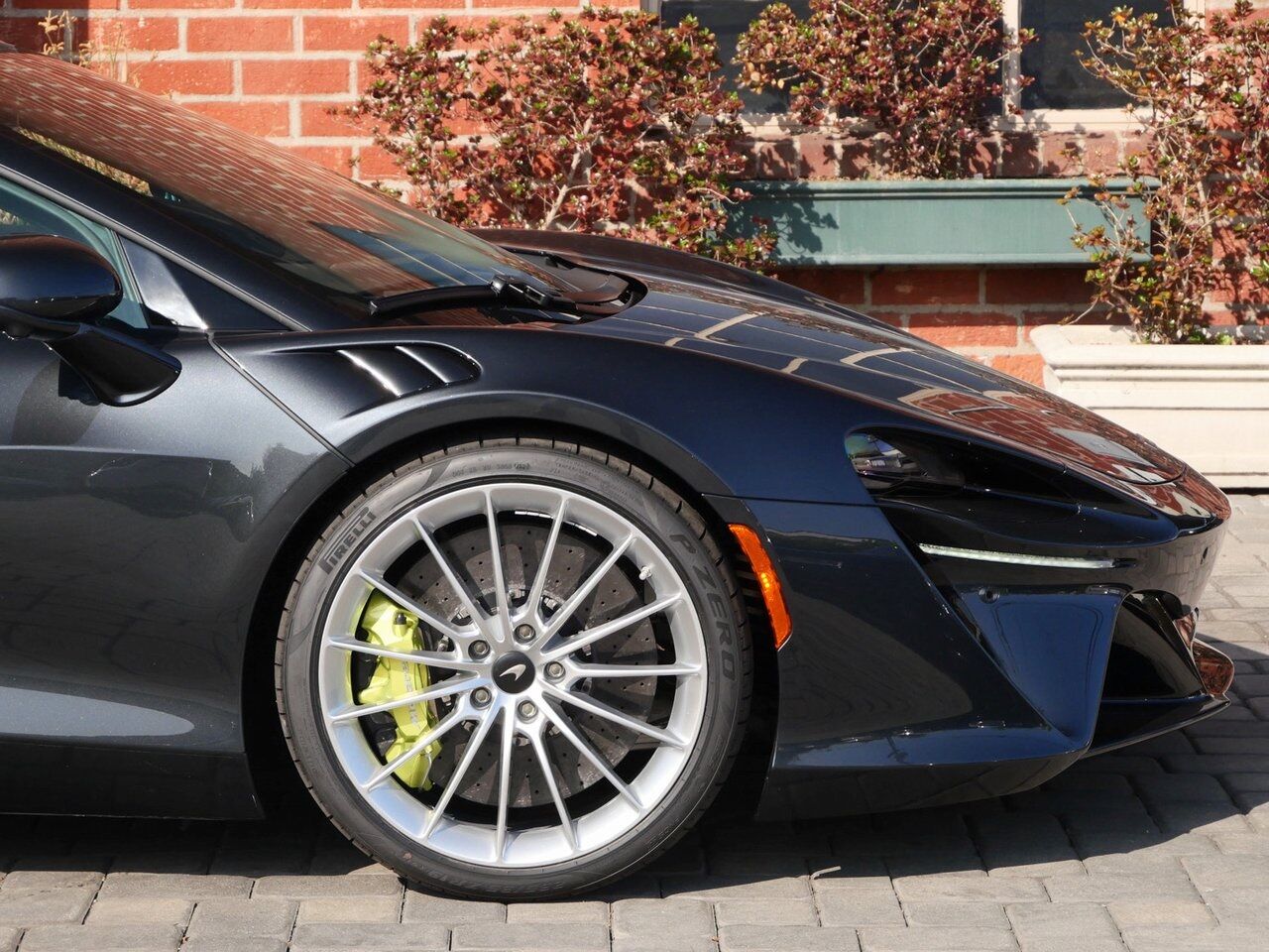 2025 McLaren Artura Vision Vision Lawrence KS