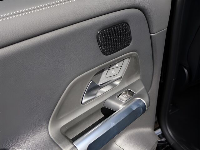 2025 Mercedes-Benz EQB 350 Merriam KS