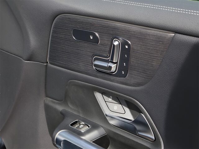 2025 Mercedes-Benz EQB 350 Merriam KS