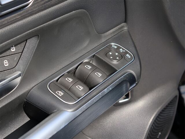 2025 Mercedes-Benz EQB 350 Merriam KS