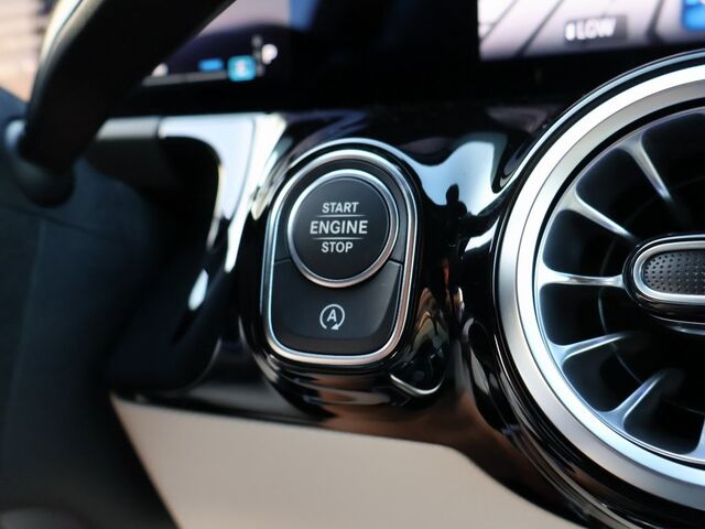 2025 Mercedes-Benz GLA GLA 250 Merriam KS 2025 Mercedes-Benz GLA GLA 250 Merriam KS