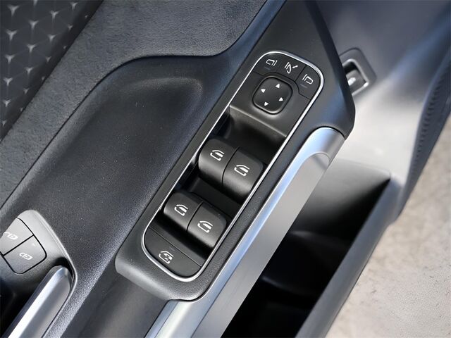 2025 Mercedes-Benz GLB GLB 35 AMG® Merriam KS