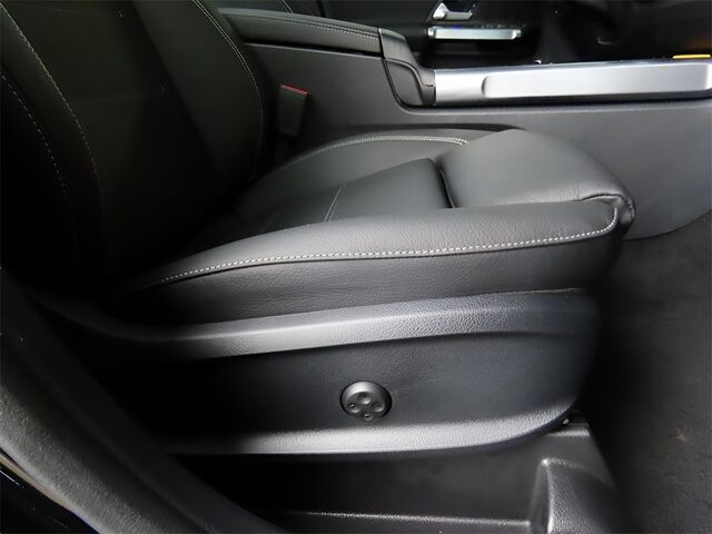 2025 Mercedes-Benz GLB GLB 35 AMG® Merriam KS