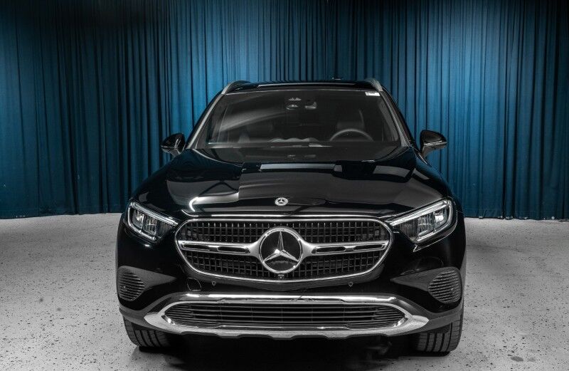 2025 Mercedes-Benz GLC 300 SUV