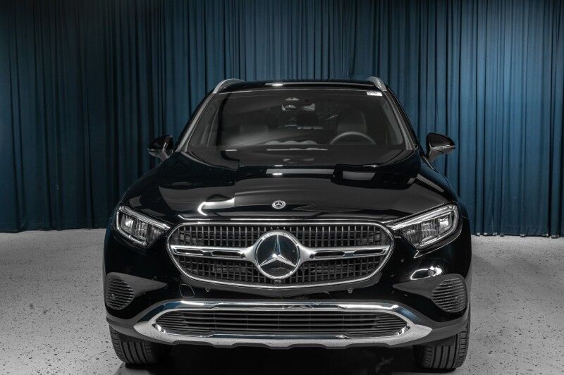 2025 Mercedes-Benz GLC 300 SUV