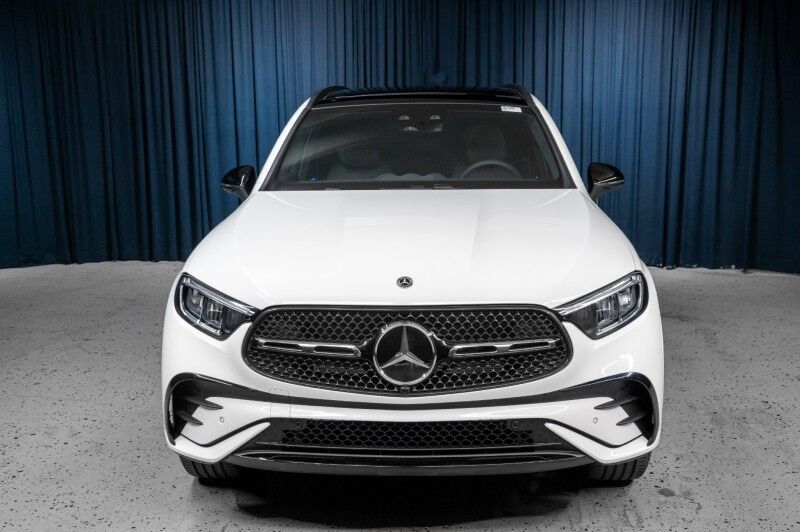 2025 Mercedes-Benz GLC 350e 4MATIC&reg; SUV