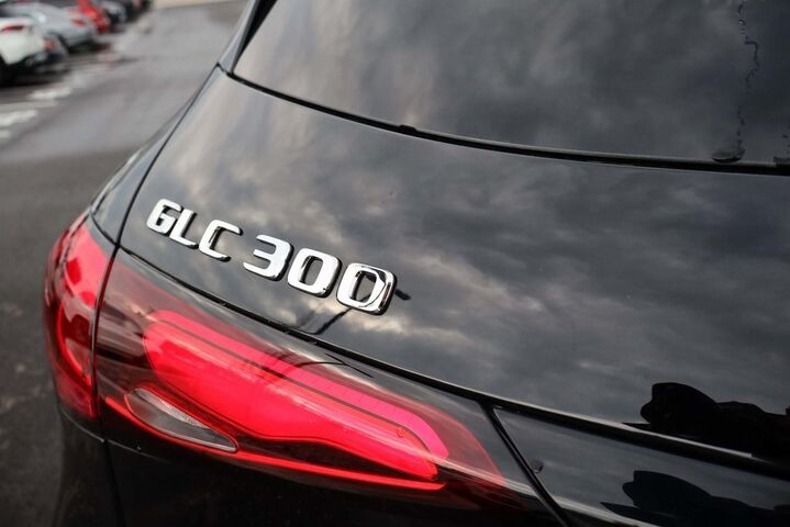 2025 Mercedes-Benz GLC GLC 300 Merriam KS