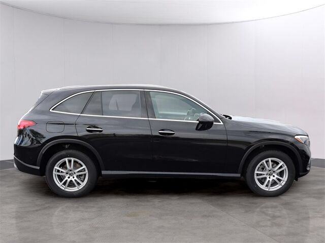 2025 Mercedes-Benz GLC GLC 300 Merriam KS