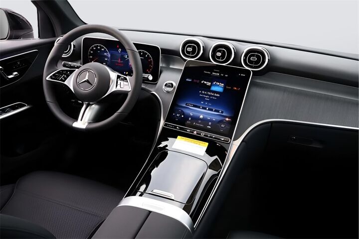 2025 Mercedes-Benz GLC GLC 300 Merriam KS