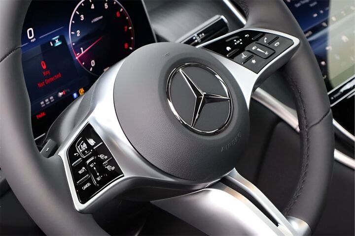 2025 Mercedes-Benz GLC GLC 300 Merriam KS
