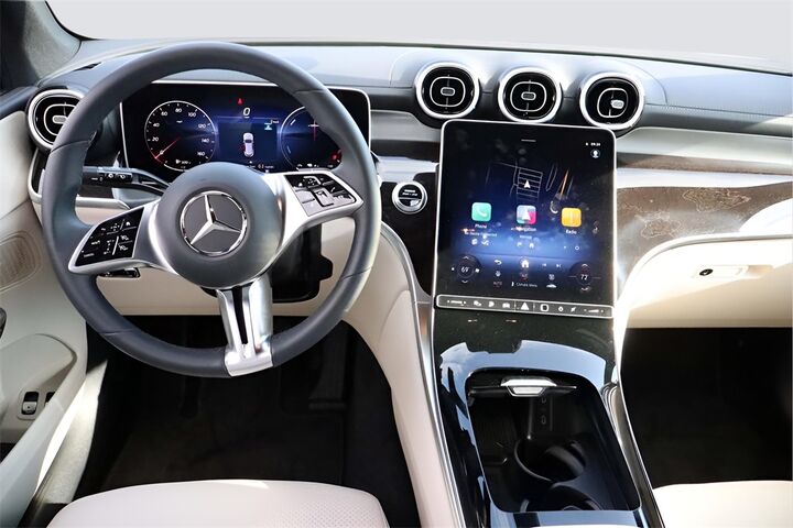 2025 Mercedes-Benz GLC GLC 350e Merriam KS