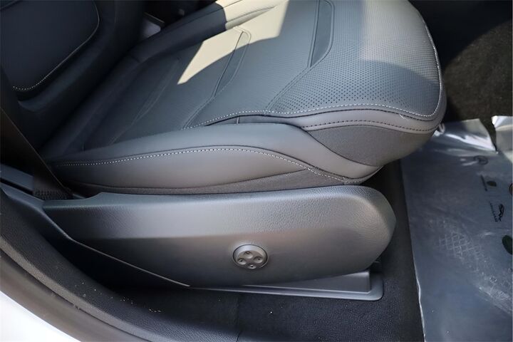 2025 Mercedes-Benz GLC GLC 63 AMG® S E Performance Merriam KS