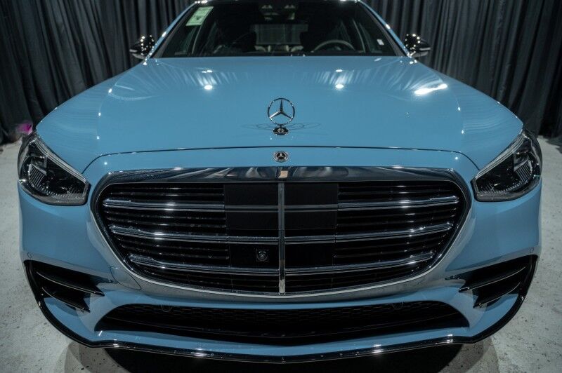 2025 Mercedes-Benz S-Class S 500 4MATIC&reg; Sedan