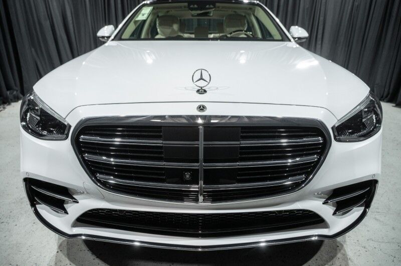 2025 Mercedes-Benz S-Class S 580 4MATIC&reg; Sedan