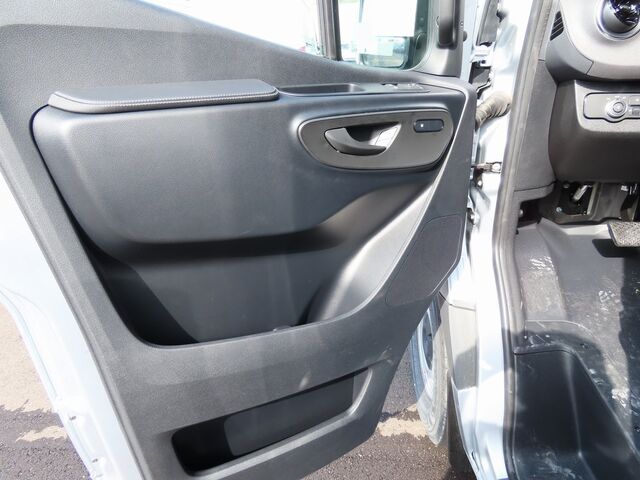 2025 Mercedes-Benz Sprinter 2500 Cargo 144 WB Merriam KS
