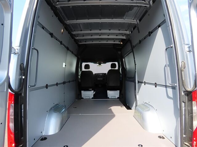 2025 Mercedes-Benz Sprinter 2500 Cargo 144 WB Merriam KS