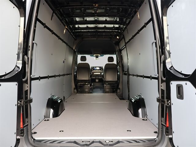 2025 Mercedes-Benz Sprinter 2500 Cargo 170 WB Merriam KS