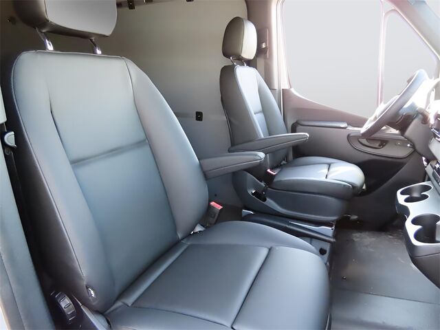 2025 Mercedes-Benz Sprinter 2500 Cargo 170 WB Merriam KS