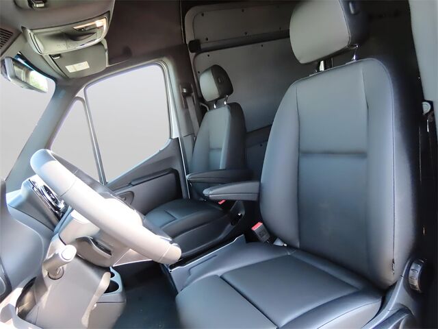 2025 Mercedes-Benz Sprinter 2500 Cargo 170 WB Merriam KS