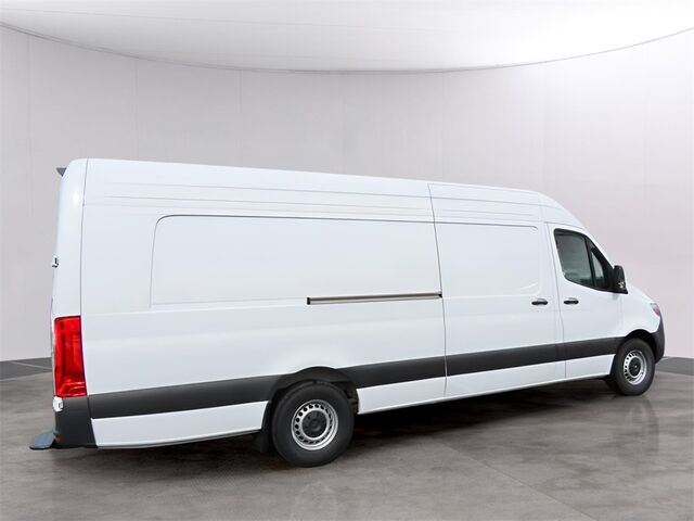2025 Mercedes-Benz Sprinter 2500 Cargo 170 WB Merriam KS