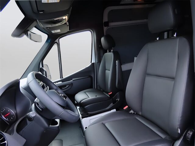 2025 Mercedes-Benz Sprinter 2500 Cargo 170 WB Merriam KS