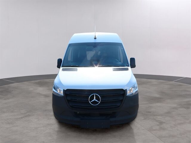 2025 Mercedes-Benz Sprinter 2500 Passenger 144 WB Merriam KS