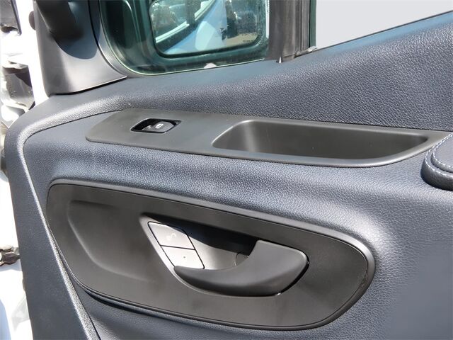 2025 Mercedes-Benz Sprinter 2500 Passenger 144 WB Merriam KS