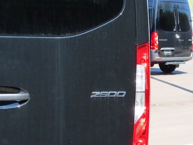 2025 Mercedes-Benz Sprinter 2500 Passenger 144 WB Merriam KS