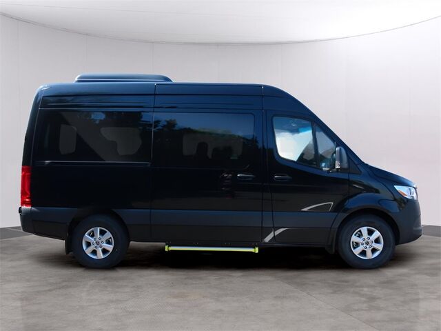 2025 Mercedes-Benz Sprinter 2500 Passenger 144 WB Merriam KS