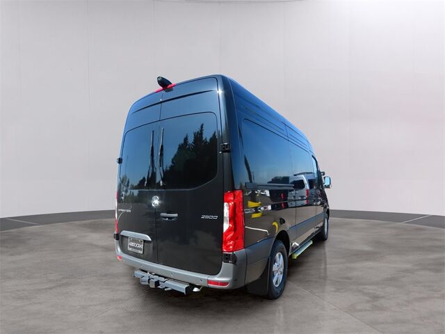 2025 Mercedes-Benz Sprinter 2500 Passenger 144 WB Merriam KS