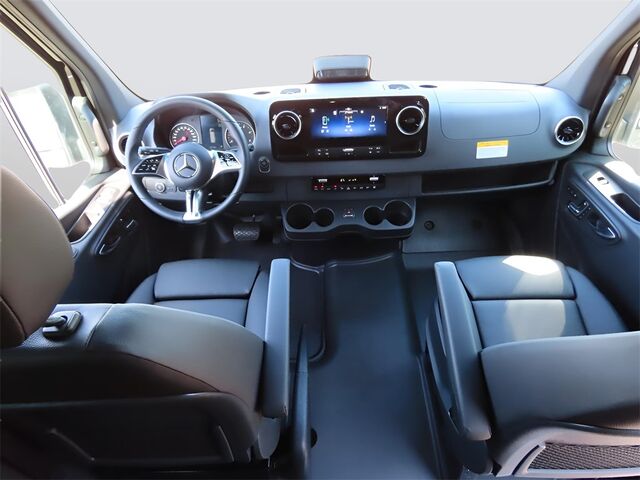 2025 Mercedes-Benz Sprinter 2500 Passenger 144 WB Merriam KS