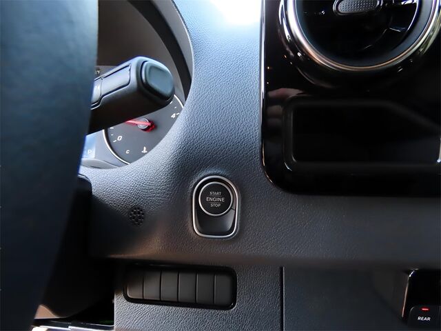 2025 Mercedes-Benz Sprinter 2500 Passenger 144 WB Merriam KS