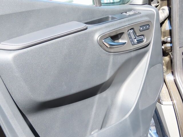 2025 Mercedes-Benz Sprinter 2500 Passenger 144 WB Merriam KS