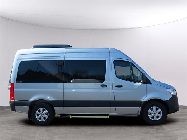 2025 Mercedes-Benz Sprinter 2500 Passenger 144 WB Merriam KS