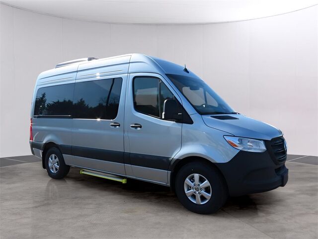 2025 Mercedes-Benz Sprinter 2500 Passenger 144 WB Merriam KS