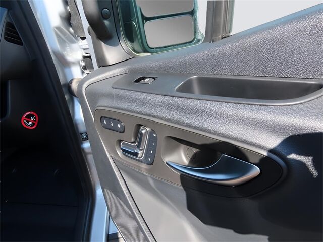 2025 Mercedes-Benz Sprinter 2500 Passenger 144 WB Merriam KS