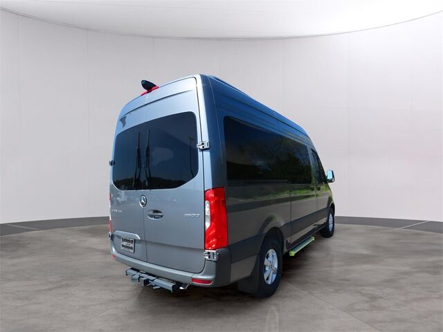 2025 Mercedes-Benz Sprinter 2500 Passenger 144 WB Merriam KS