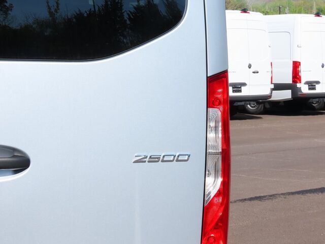 2025 Mercedes-Benz Sprinter 2500 Passenger 144 WB Merriam KS