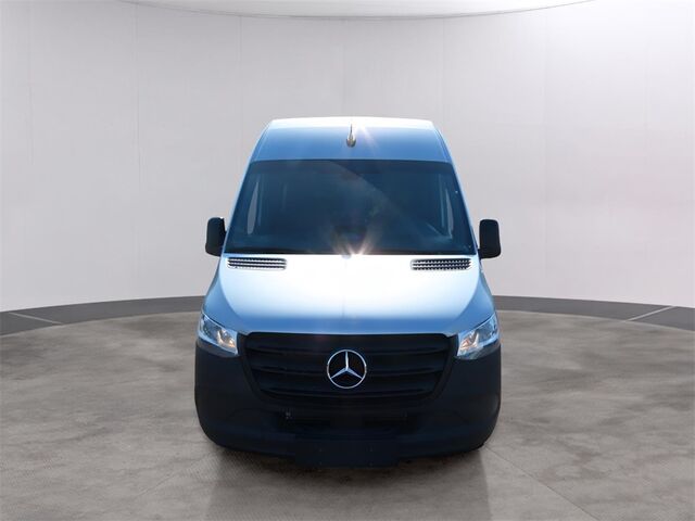 2025 Mercedes-Benz Sprinter 2500 Passenger 144 WB Merriam KS