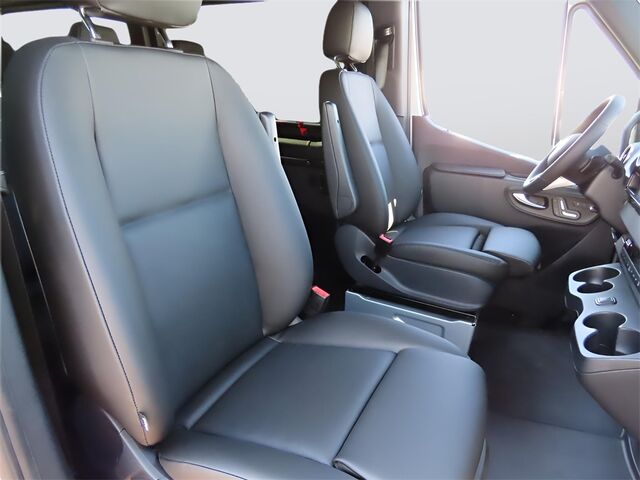 2025 Mercedes-Benz Sprinter 2500 Passenger 144 WB Merriam KS