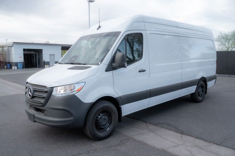 2025 Mercedes-Benz Sprinter Cargo Van 2500 High Roof I4 Diesel 170 RWD