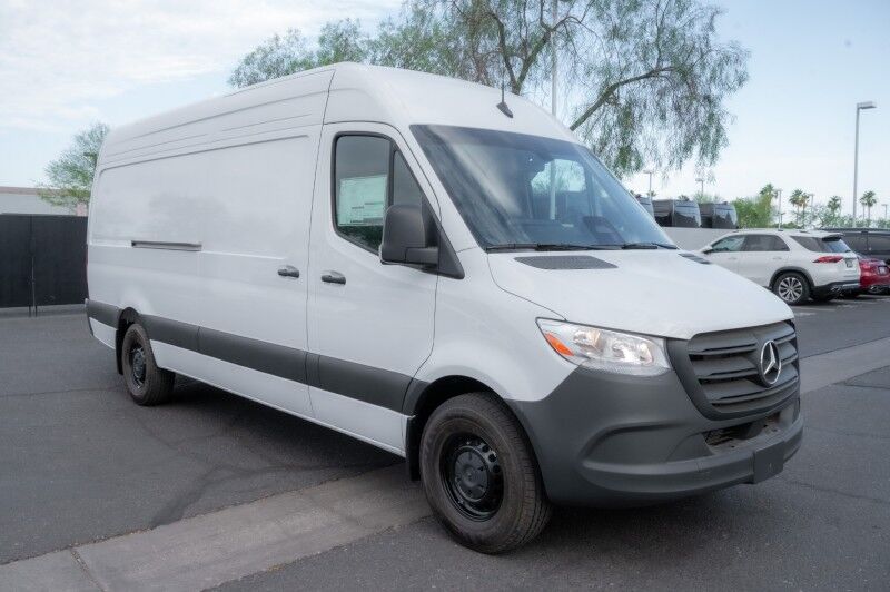 2025 Mercedes-Benz Sprinter Cargo Van 2500 High Roof I4 Diesel 170 RWD