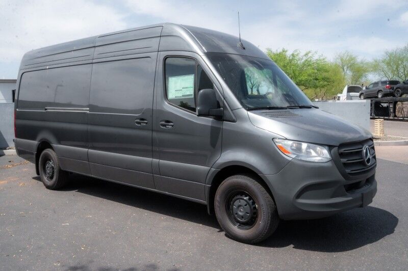 2025 Mercedes-Benz Sprinter Cargo Van 2500 High Roof I4 Diesel HO 170 RWD