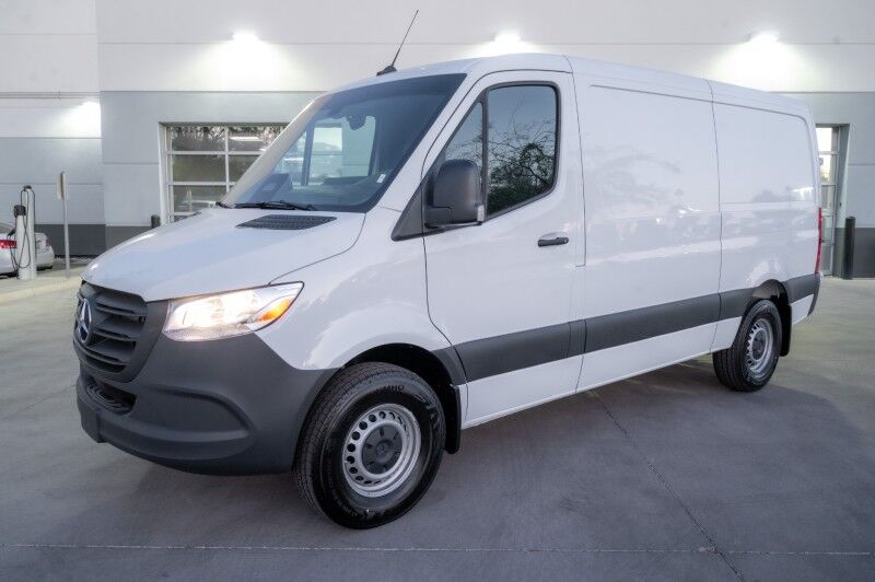 2025 Mercedes-Benz Sprinter Cargo Van 2500 Standard Roof I4 Diesel 144